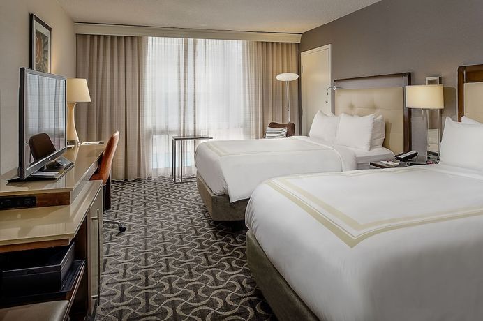 Imagen de la habitación del Hotel Marriott St. Louis Airport. Foto 4