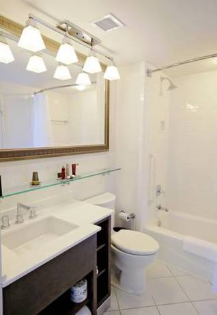 Imagen de la habitación del Hotel Marriott St. Louis Grand. Foto 11