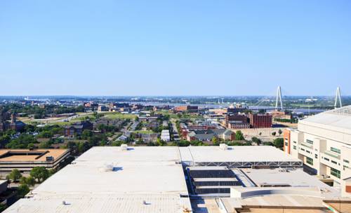 Imagen de la habitación del Hotel Marriott St. Louis Grand. Foto 15