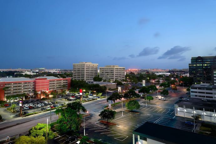 Imagen de la habitación del Hotel Marriott Tampa Westshore. Foto 3