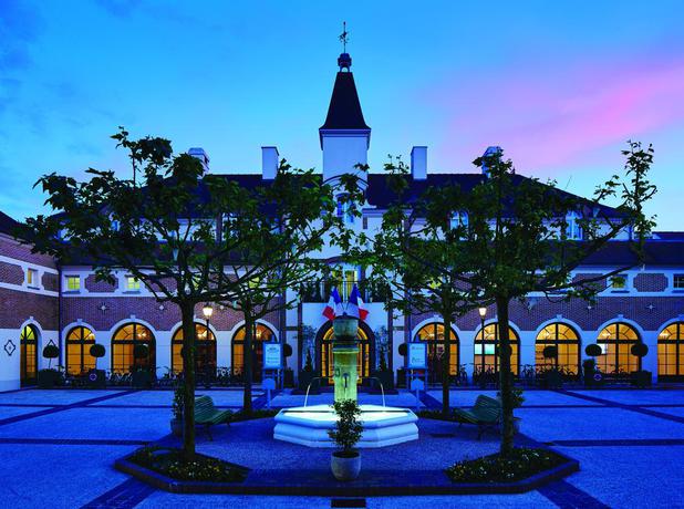 Imagen general del Hotel Marriott Village D'ile-de-france. Foto 16