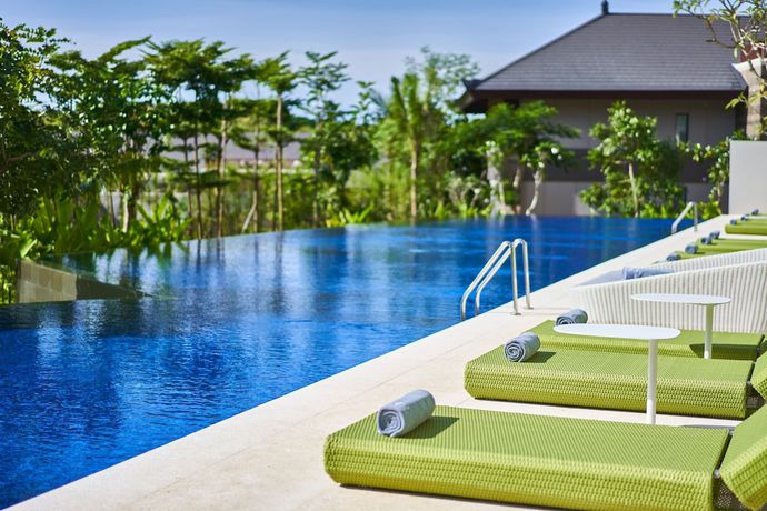 Imagen de la piscina del Hotel Marriott's Bali Nusa Dua Terrace. Foto 17