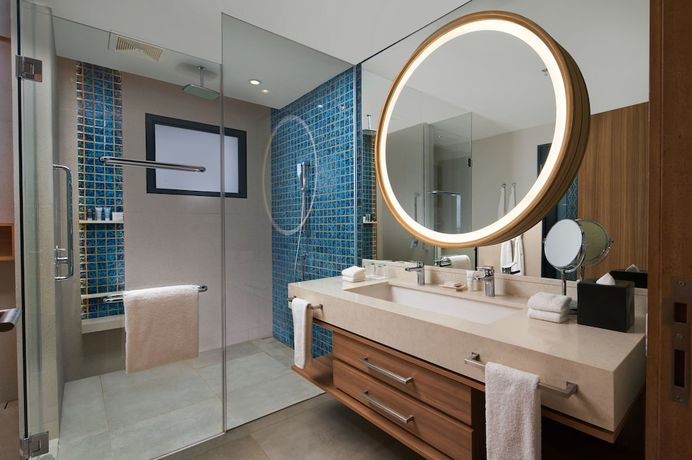 Imagen de la habitación del Hotel Marriott's Bali Nusa Dua Terrace. Foto 11