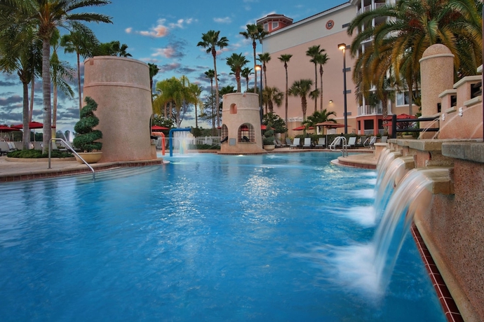 Imagen de la piscina del Hotel Marriott's Grande Vista. Foto 17