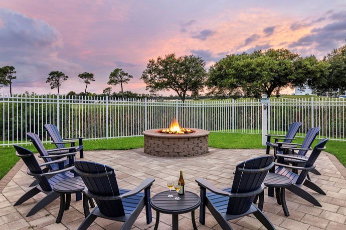 Imagen de los interiores del Hotel Marriott's Legends Edge at Bay Point. Foto 14