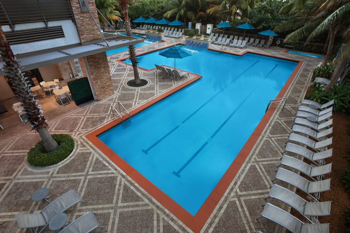 Imagen de la piscina del Hotel Marriott\'s Oceana Palms. Foto 19