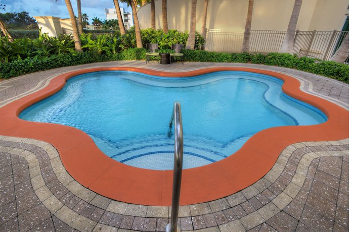 Imagen de la piscina del Hotel Marriott\'s Oceana Palms. Foto 20