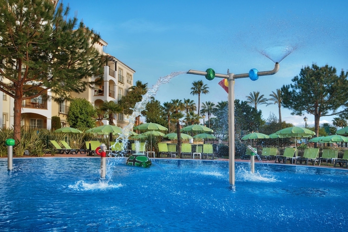 Imagen de la piscina del Hotel Marriott's Playa Andaluza. Foto 15