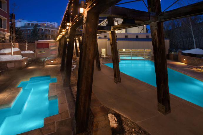 Imagen de los exteriores del Hotel Marriott's Summit Watch. Foto 10