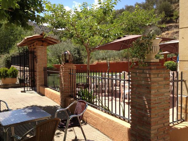 Imagen de los exteriores del Hotel Marrodan. Foto 7