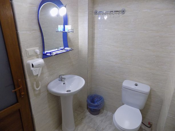 Imagen de la habitación del Hotel Mars. Foto 11