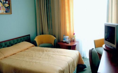 Imagen de la habitación del Hotel Mars. Foto 9