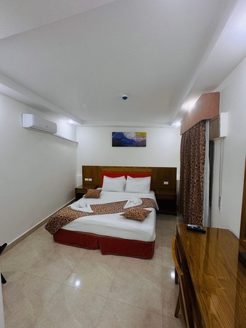 Imagen de la habitación del Hotel Marsa City. Foto 8