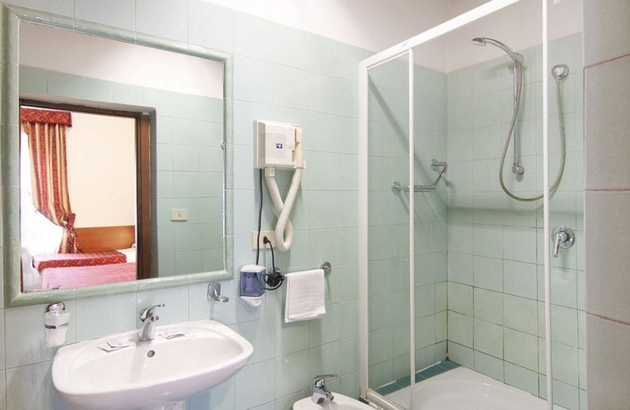 Imagen de la habitación del Hotel Marsala. Foto 2