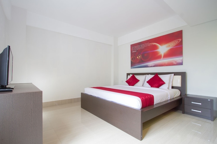 Imagen de la habitación del Hotel Marscity. Foto 8
