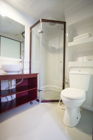 Imagen de la habitación del Hotel Marscity. Foto 15