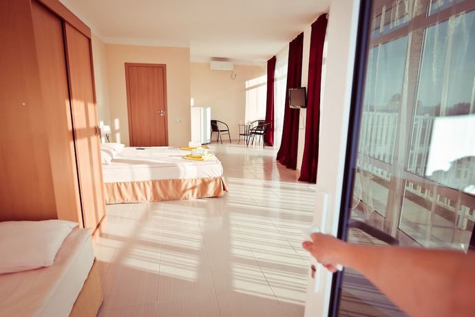 Imagen de la habitación del Hotel Marsel. Foto 5