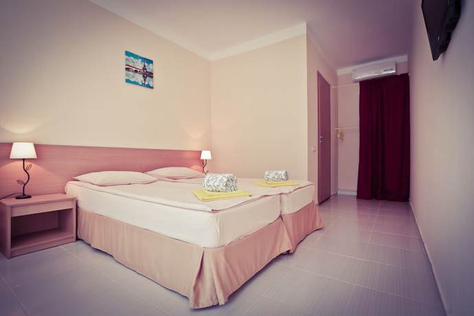 Imagen de la habitación del Hotel Marsel. Foto 15