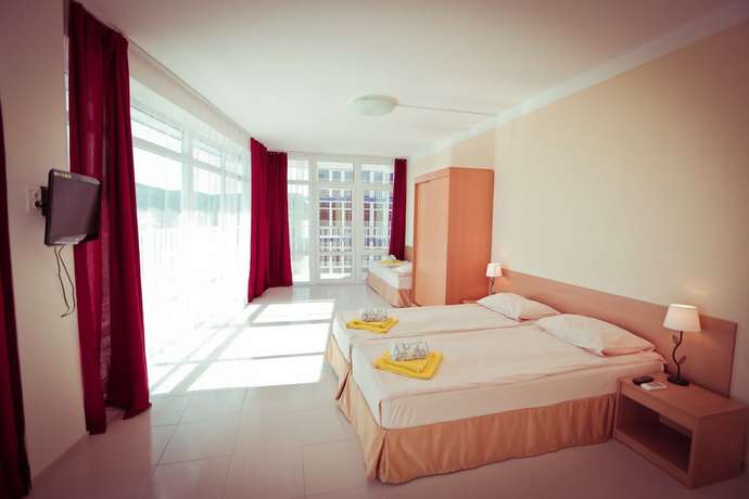 Imagen de la habitación del Hotel Marsel. Foto 18