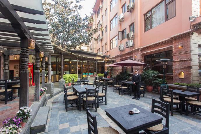 Imagen del bar/restaurante del Hotel Marshyangdi. Foto 3