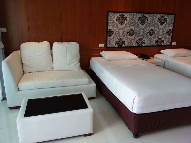 Imagen de la habitación del Hotel Marsi Pattaya. Foto 6