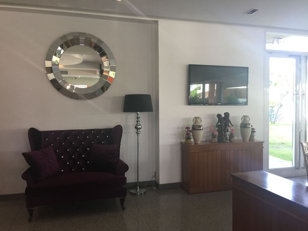 Imagen de la habitación del Hotel Marsi Pattaya. Foto 8
