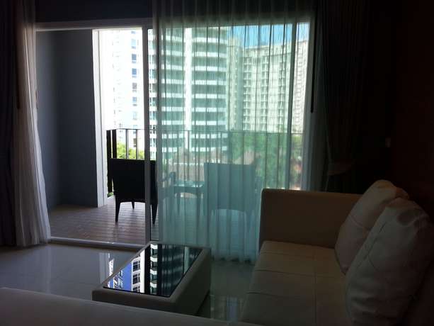 Imagen de la habitación del Hotel Marsi Pattaya. Foto 9