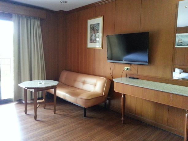 Imagen de la habitación del Hotel Marsi Pattaya. Foto 10