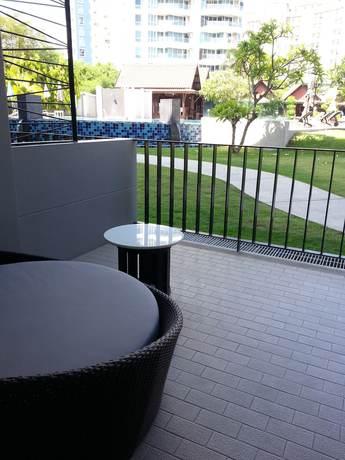 Imagen de la habitación del Hotel Marsi Pattaya. Foto 12