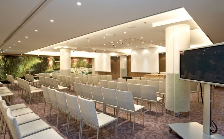 Imagen de los interiores del Hotel Marski By Scandic. Foto 6