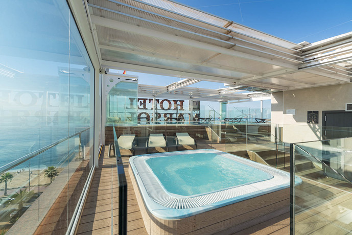 Imagen de la piscina del Hotel Marsol, Lloret de Mar. Foto 38