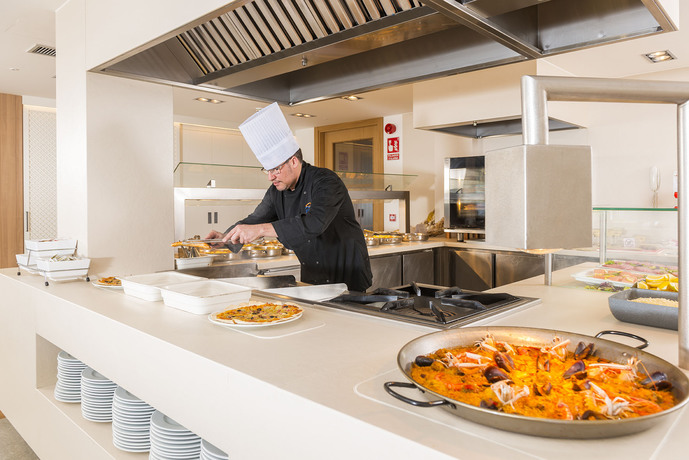 Imagen del bar/restaurante del Hotel Marsol, Lloret de Mar. Foto 2