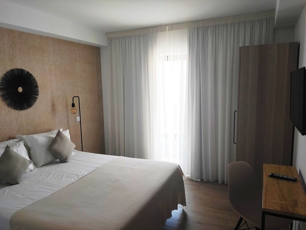 Imagen de la habitación del Hotel Marsuites BandB. Foto 9