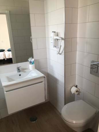 Imagen de la habitación del Hotel Marsuites BandB. Foto 14