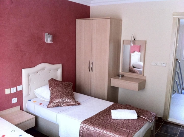 Imagen de la habitación del Hotel Marsyas. Foto 8