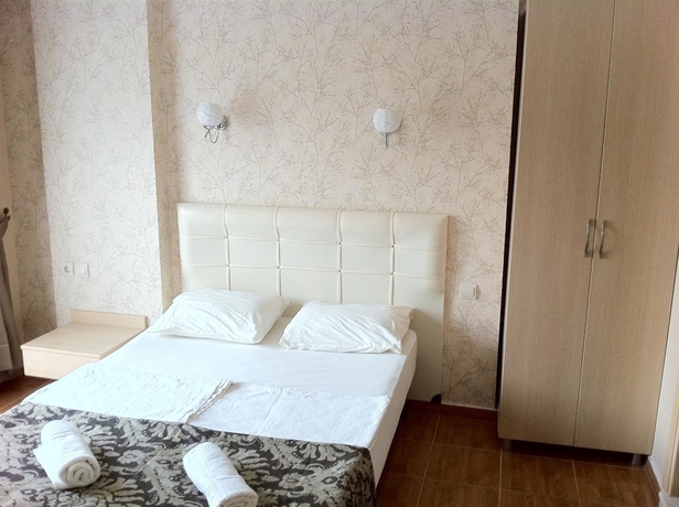 Imagen de la habitación del Hotel Marsyas. Foto 9