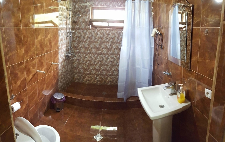 Imagen de la habitación del Hotel MartVilla. Foto 9
