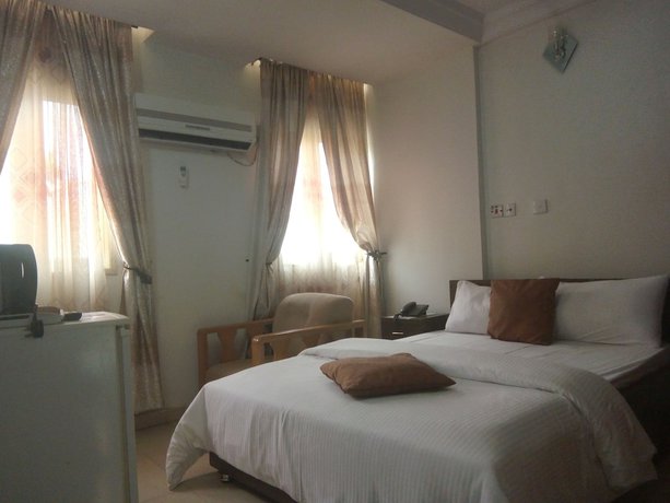 Imagen de la habitación del Hotel Martaba Milleniums Limited. Foto 18