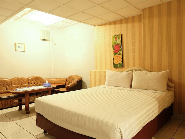 Imagen de la habitación del Hotel Martani. Foto 6