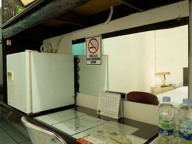 Imagen de la habitación del Hotel Martani. Foto 8