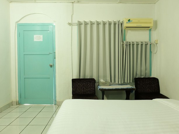 Imagen de la habitación del Hotel Martani. Foto 9