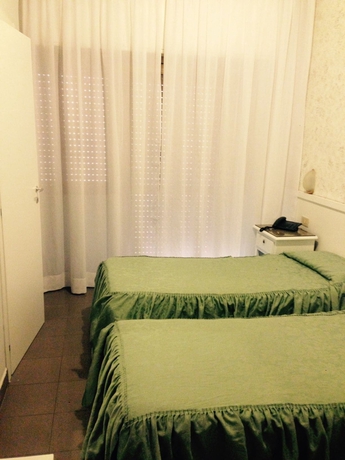 Imagen de la habitación del Hotel Marte, Milán. Foto 14