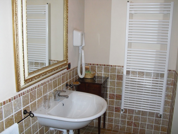 Imagen de la habitación del Hotel Martelletti. Foto 14