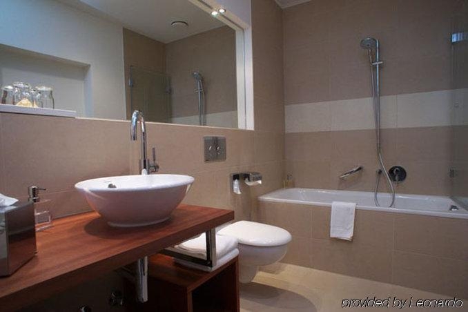 Imagen general del Hotel Martha Dresden. Foto 4
