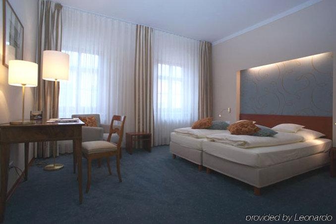 Imagen general del Hotel Martha Dresden. Foto 6