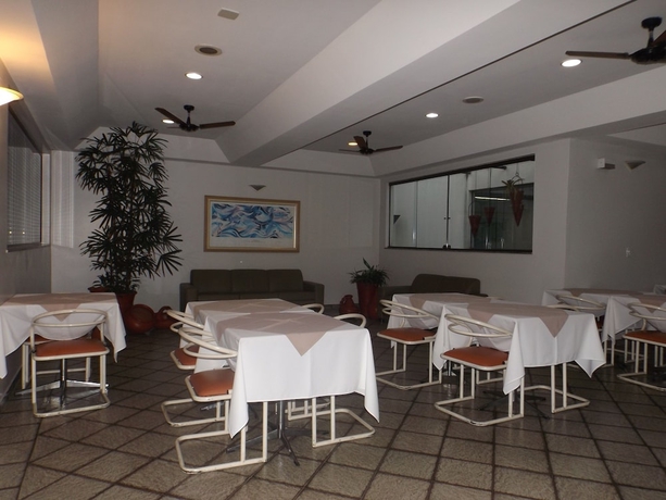 Imagen del bar/restaurante del Hotel Martha Office. Foto 2