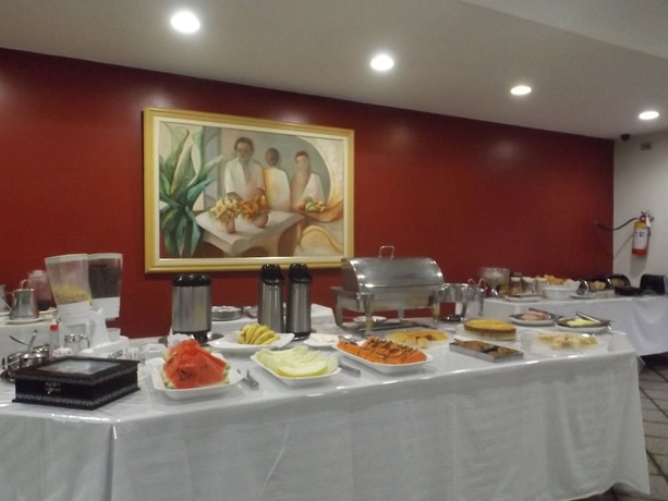 Imagen del bar/restaurante del Hotel Martha Office. Foto 5