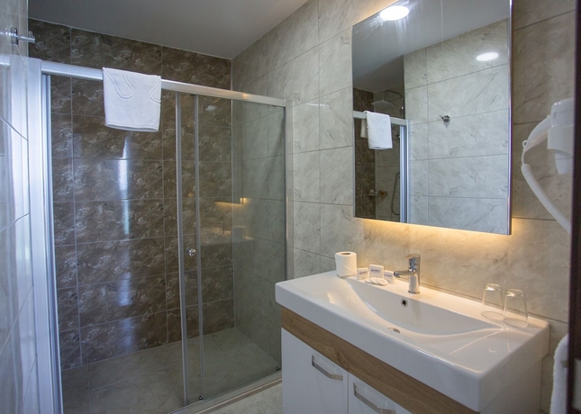 Imagen de la habitación del Hotel Marti Beach. Foto 18