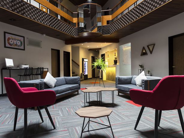 Imagen de los interiores del Hotel Marti. Foto 15