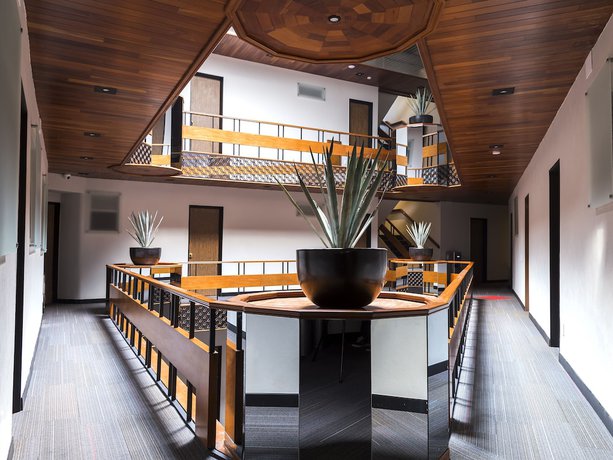 Imagen de los interiores del Hotel Marti. Foto 17